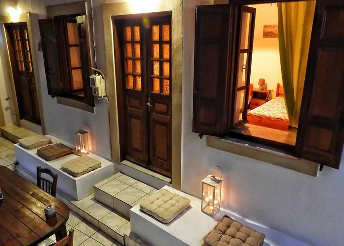 شقة Traditional Efterpi